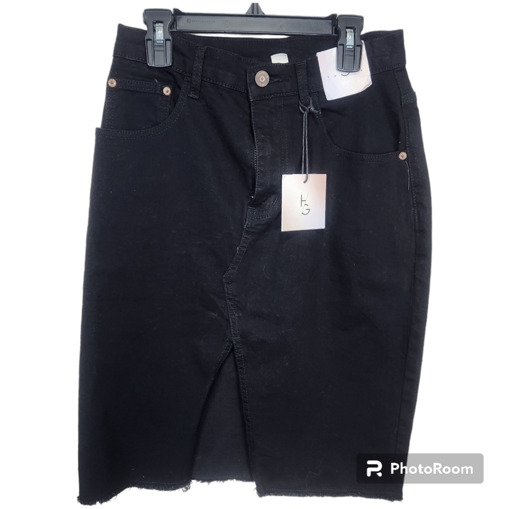 Happily, Gray maxi denim black skirt size 1/24